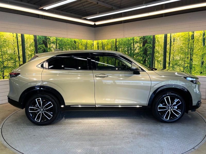 2022 Honda Vezel 6AA-RV5 (UW-6a7a945e86f42)[8]