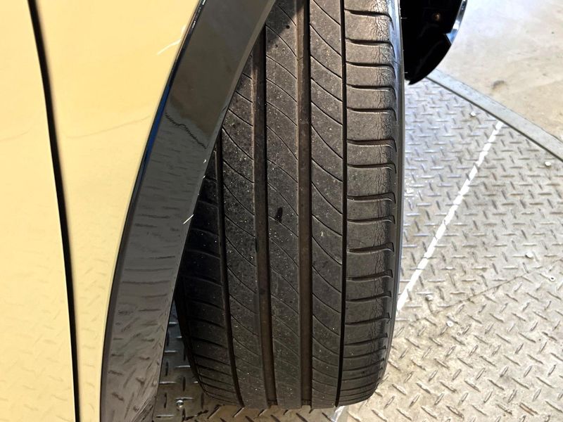 2022 Honda Vezel 6AA-RV5 (UW-6a7a945e86f42)[26]