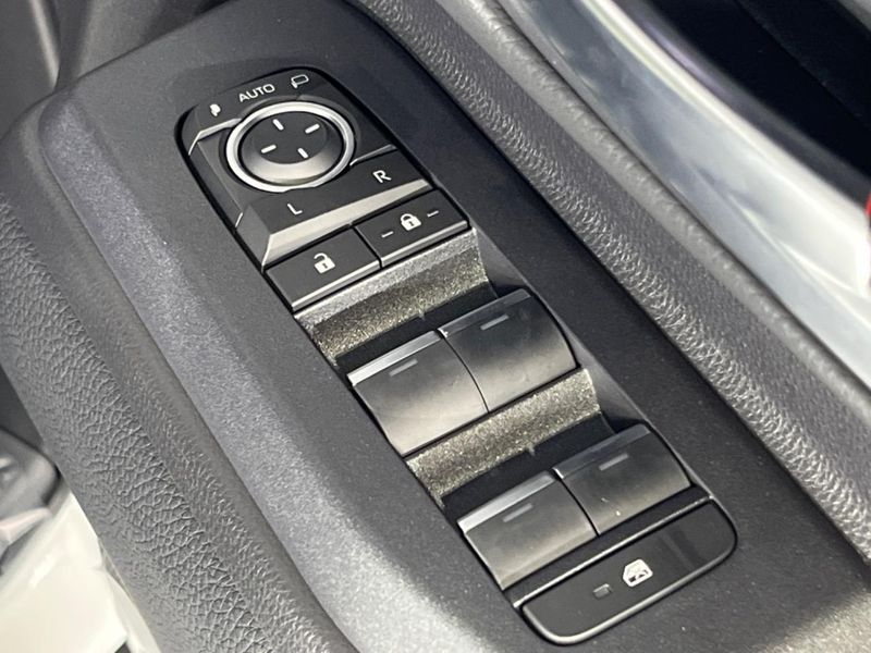 2026 Toyota Land Cruiser 250 3BA-TRJ250W (UW-6a7a94a3bc048)[27]