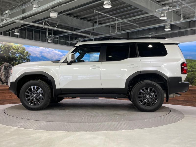 2026 Toyota Land Cruiser 250 3BA-TRJ250W (UW-6a7a94a3bc048)[12]