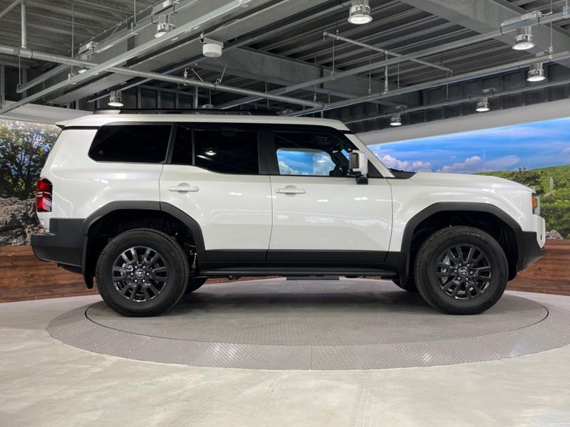 2026 Toyota Land Cruiser 250 3BA-TRJ250W (UW-6a7a94a3bc048)[8]