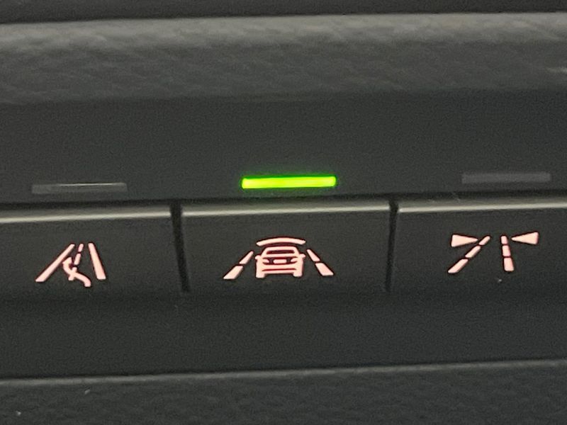 2018 BMW 4 Series DBA-4D20 (UW-6a7a94bf40321)[26]
