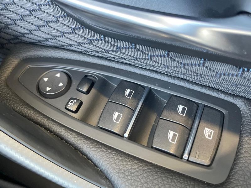 2018 BMW 4 Series DBA-4D20 (UW-6a7a94bf40321)[24]