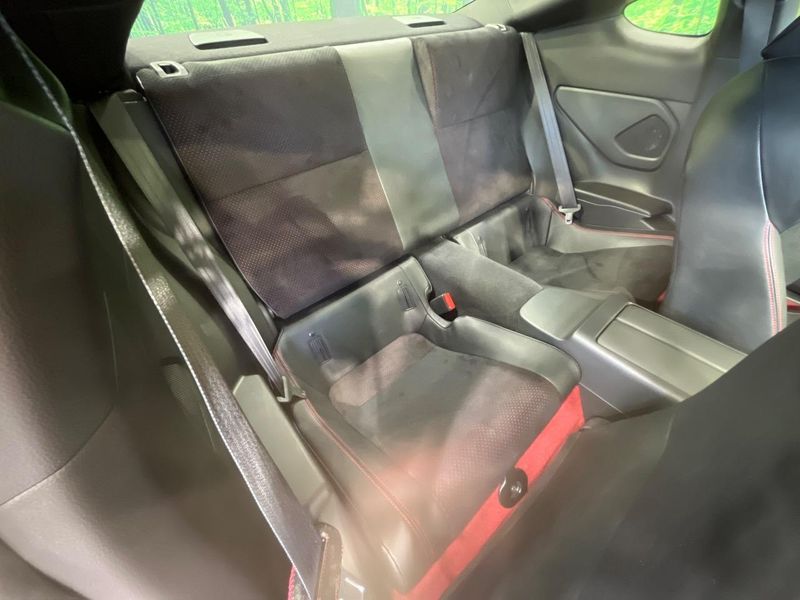 2022 Toyota GR86 3BA-ZN8 (UW-6a7a94e4ada48)[24]