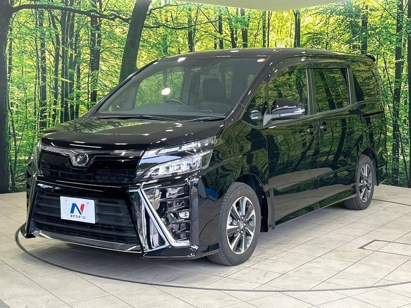 2017 Toyota Voxy DBA-ZRR80W (UW-6a7a94ed247e0)[16]