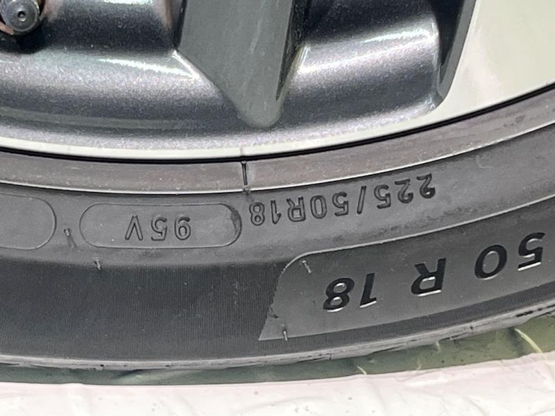 2024 Toyota Corolla Cross 6AA-ZVG13 (UW-6a7a950374ddd)[9]
