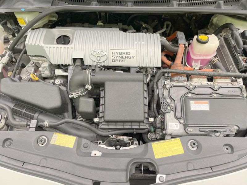 2014 Toyota Prius DAA-ZVW30 (UW-6a7a950d8575b)[5]