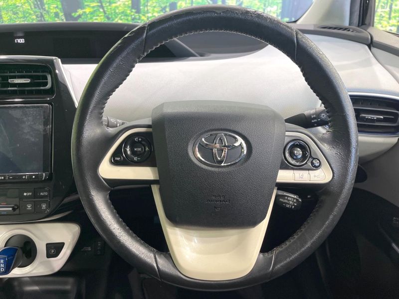 2016 Toyota Prius DAA-ZVW50 (UW-6a7a9511ea753)[25]