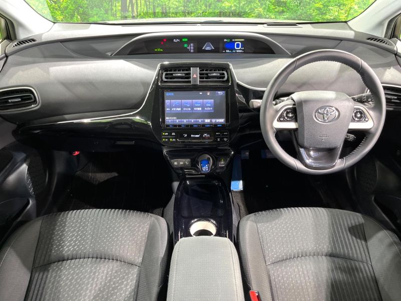 2016 Toyota Prius DAA-ZVW51 (UW-6a7a95179275c)[28]