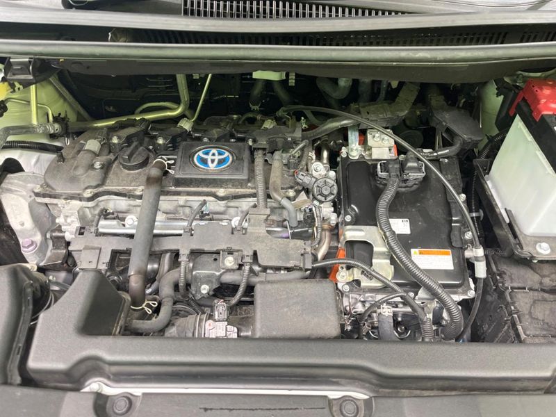 2025 Toyota Voxy 6AA-ZWR90W (UW-6a7a9539aed5d)[4]