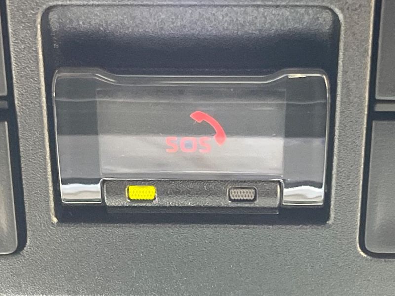 2022 Toyota Voxy 6AA-ZWR90W (UW-6a7a953c98ec9)[19]
