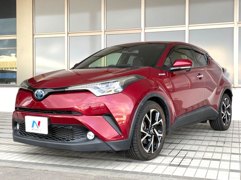 2018 Toyota C-HR DAA-ZYX10 (UW-6a7a954155f53)[19]