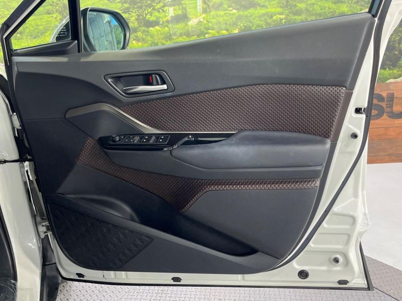 2018 Toyota C-HR DAA-ZYX10 (UW-6a7a95418119e)[22]