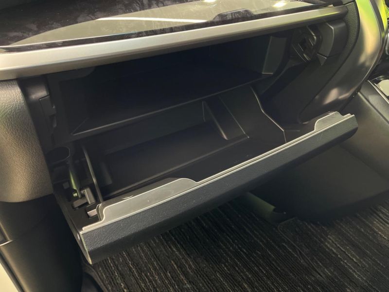 2020 Toyota Vellfire 3BA-AGH35W (UW-6a7be29b4498b)[11]