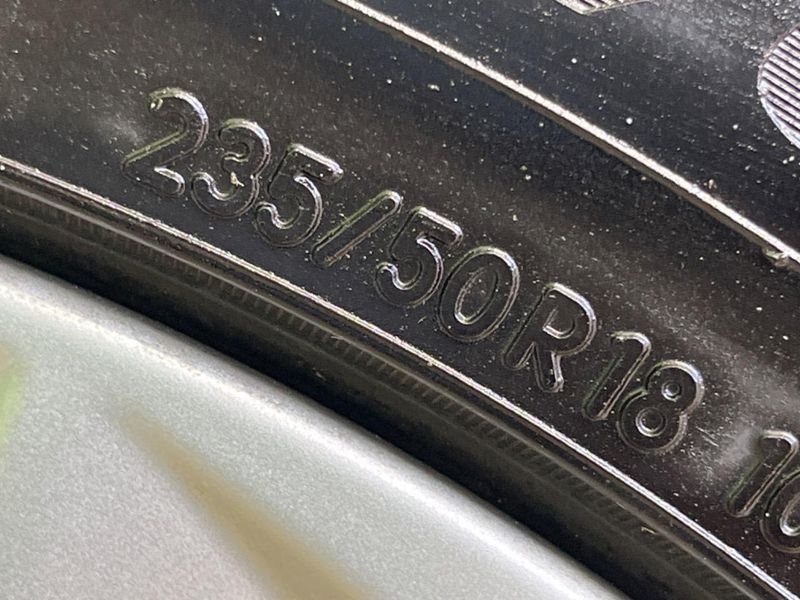 2020 Toyota Vellfire 3BA-AGH35W (UW-6a7be29b4498b)[18]