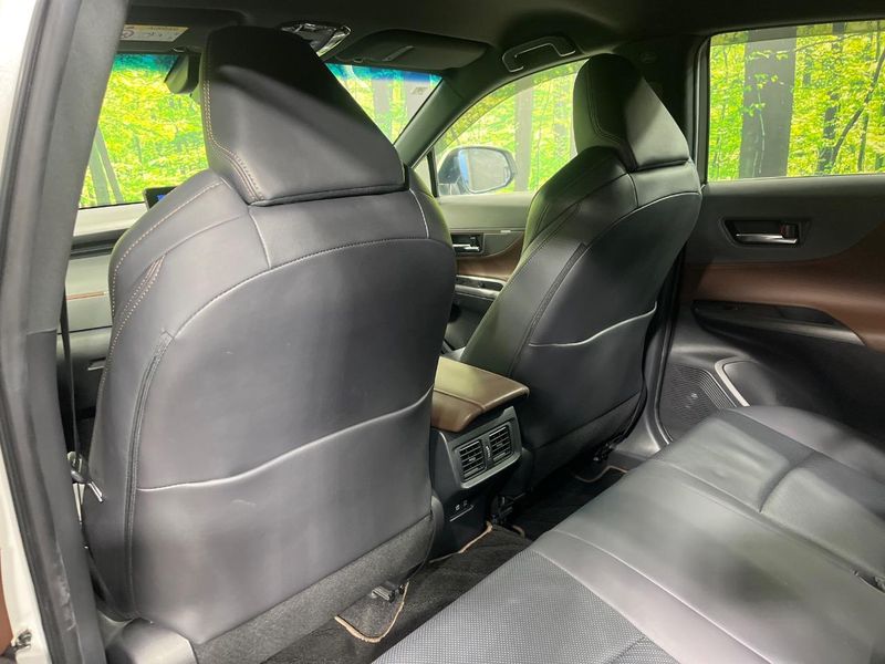 2022 Toyota Harrier Hybrid 6AA-AXUH85 (UW-6a7be2c740720)[20]