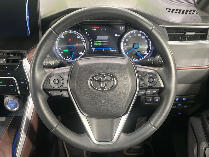 2022 Toyota Harrier Hybrid 6AA-AXUH85 (UW-6a7be2c740720)[18]