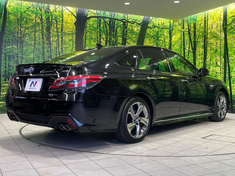 2018 Toyota Crown Hybrid 6AA-AZSH21 (UW-6a7be2d45c34f)[28]