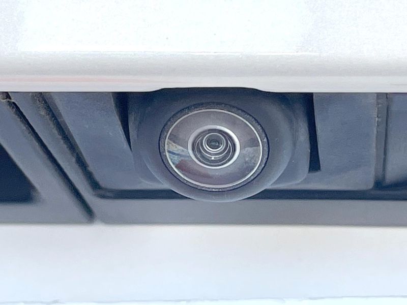 2021 Mazda CX-30 3DA-DM8P (UW-6a7be32f8a5dc)[21]