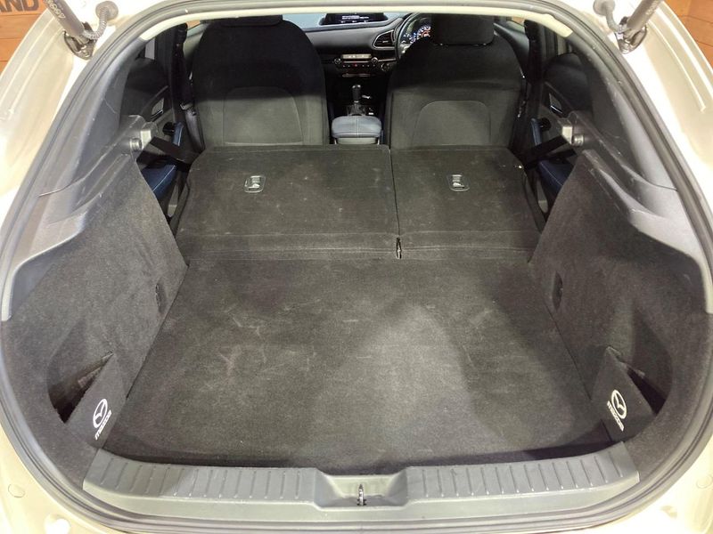2023 Mazda CX-30 5AA-DMEJ3P (UW-6a7be3304bc5e)[28]