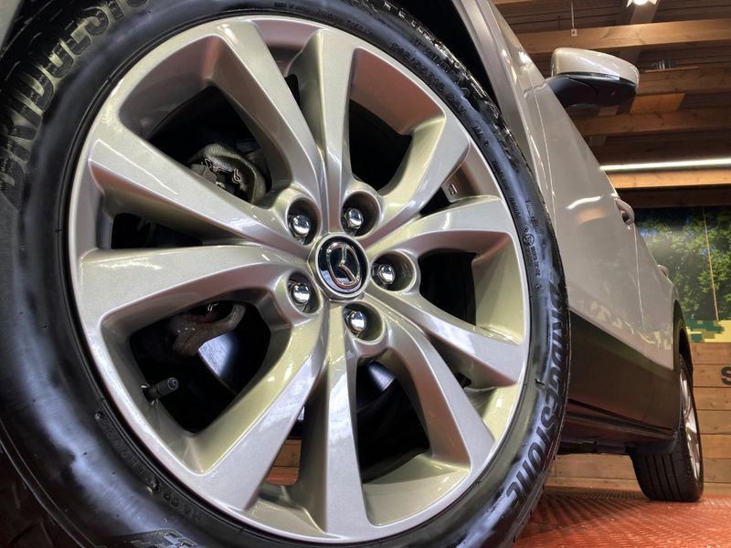 2023 Mazda CX-30 5AA-DMEJ3P (UW-6a7be3304bc5e)[9]