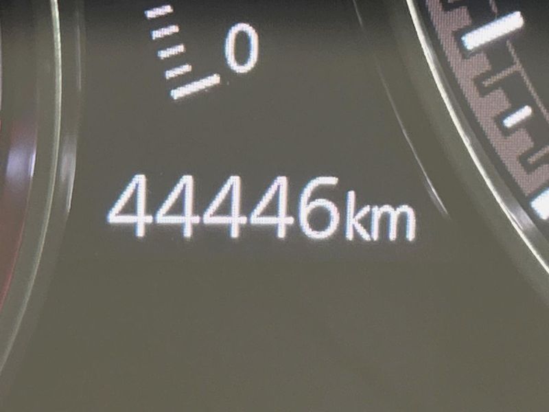 2020 Mazda CX-30 5BA-DMEP (UW-6a7be3318733f)[2]