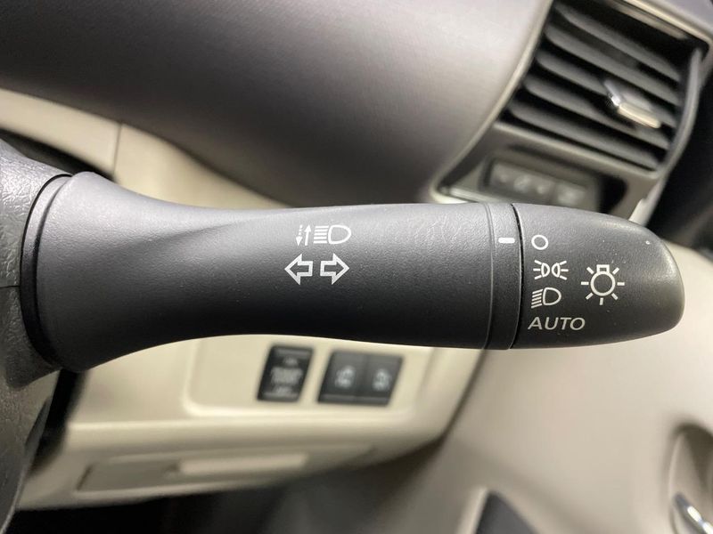 2016 Nissan Serena DAA-GC27 (UW-6a7be359e35f5)[9]