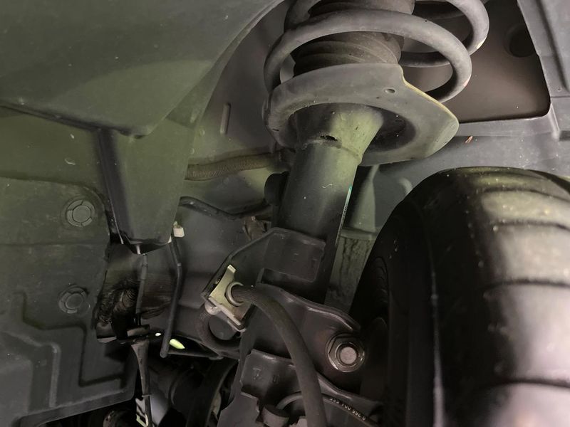 2019 Nissan Serena DAA-GC27 (UW-6a7be35b7b763)[15]