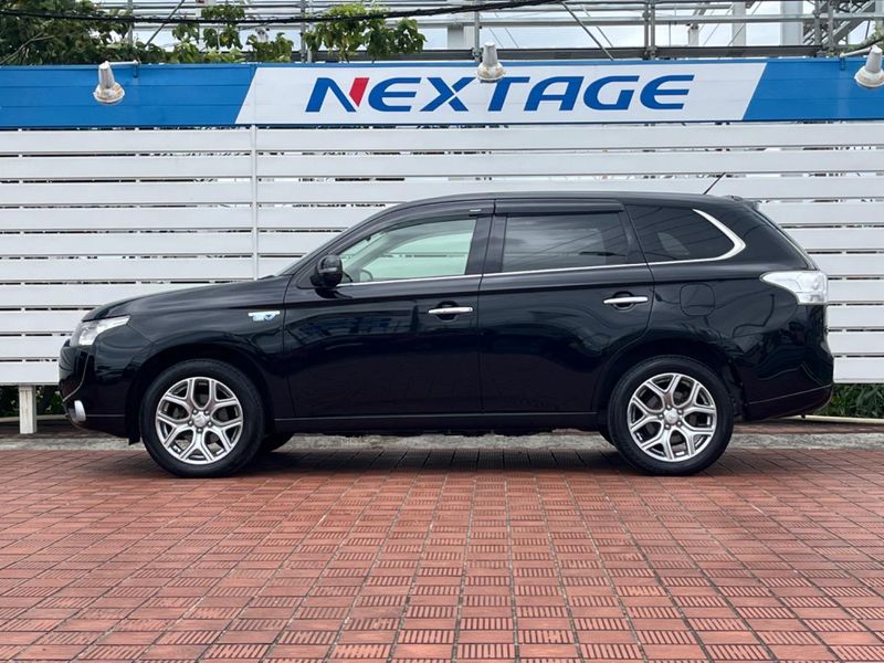 2014 Mitsubishi OUTLANDER PHEV DLA-GG2W (UW-6a7be3737c842)[22]