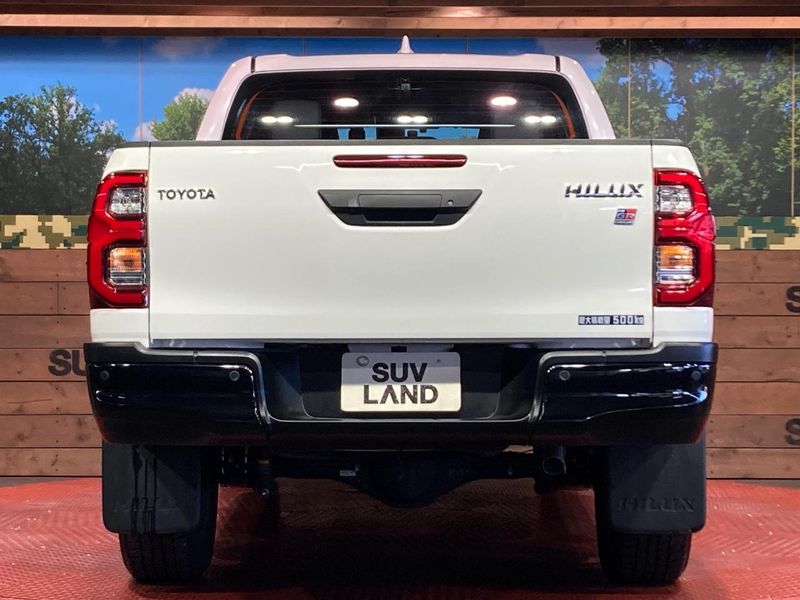 2023 Toyota Hilux 3DF-GUN125 (UW-6a7be395662e9)[18]