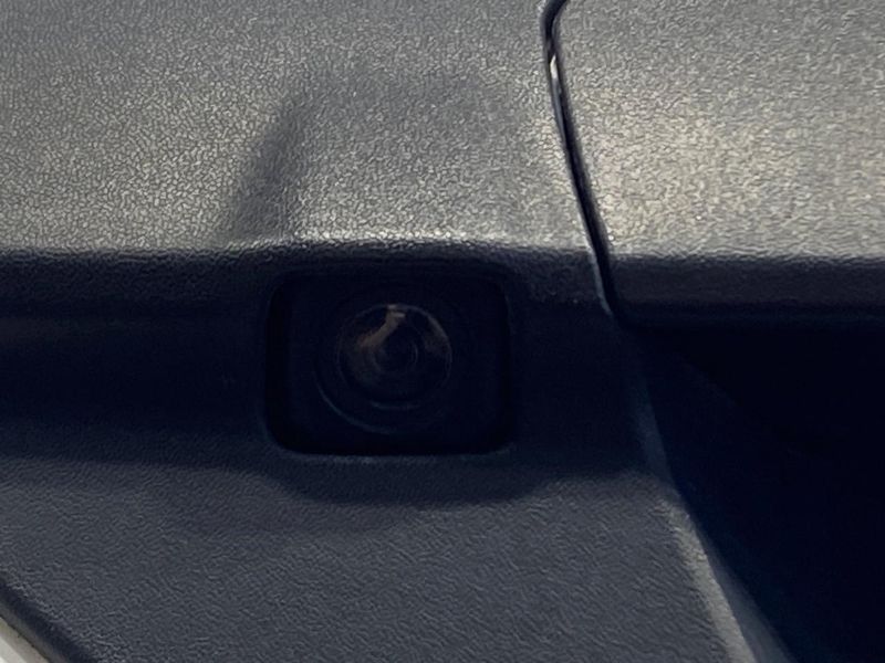2023 Toyota Hilux 3DF-GUN125 (UW-6a7be395662e9)[24]