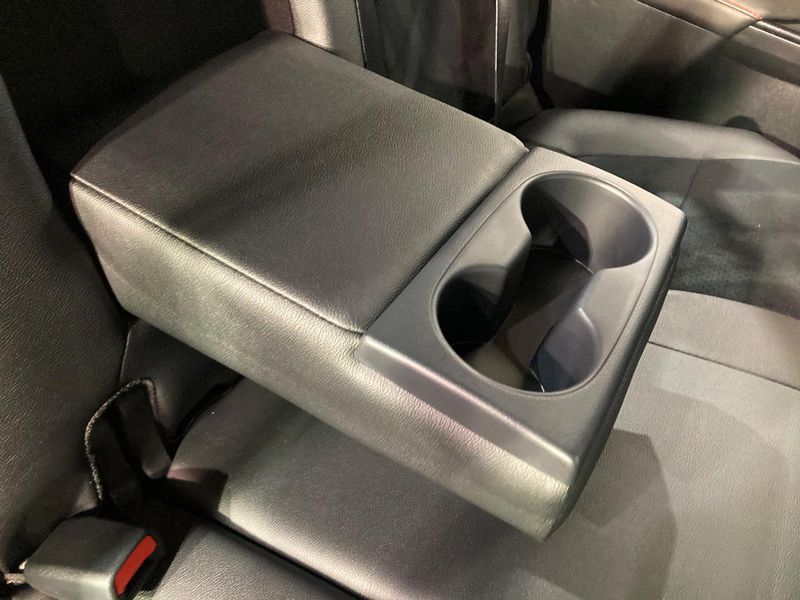 2023 Toyota Hilux 3DF-GUN125 (UW-6a7be395662e9)[29]