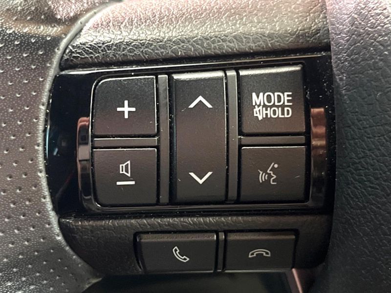 2023 Toyota Hilux 3DF-GUN125 (UW-6a7be395ab745)[28]