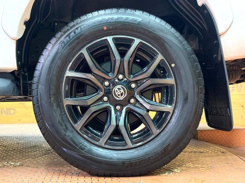 2023 Toyota Hilux 3DF-GUN125 (UW-6a7be395ab745)[17]