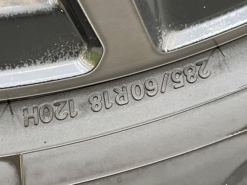 2023 Toyota Hilux 3DF-GUN125 (UW-6a7be395e8b0a)[26]