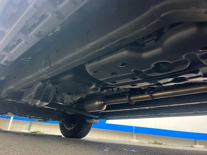 2023 Toyota Hilux 3DF-GUN125 (UW-6a7be395ee52e)[27]