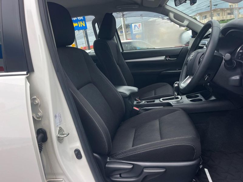 2023 Toyota Hilux 3DF-GUN125 (UW-6a7be395ee52e)[17]