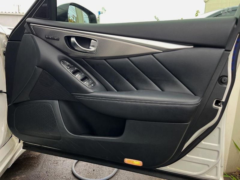 2014 Nissan Skyline DAA-HV37 (UW-6a7be3c2e299d)[9]