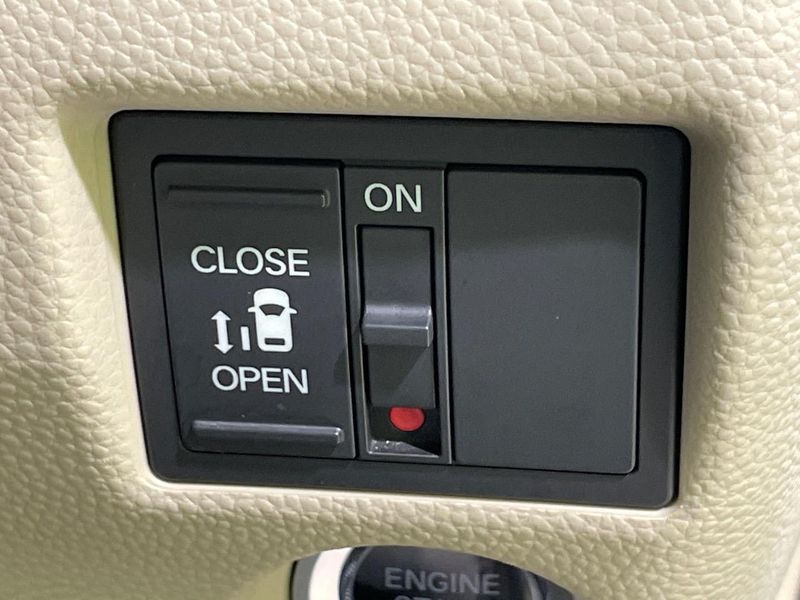 2019 Honda N-BOX DBA-JF3 (UW-6a7be3eece393)[6]