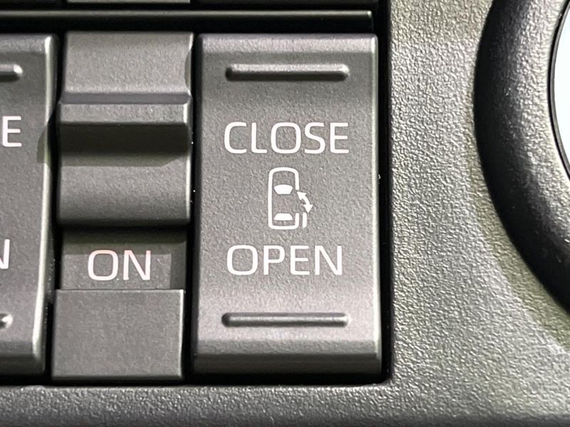 2021 Toyota Roomy 4BA-M900A (UW-6a7be4af19040)[23]