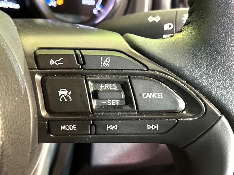 2021 Toyota Yaris 5BA-MXPA10 (UW-6a7be5333b89a)[22]