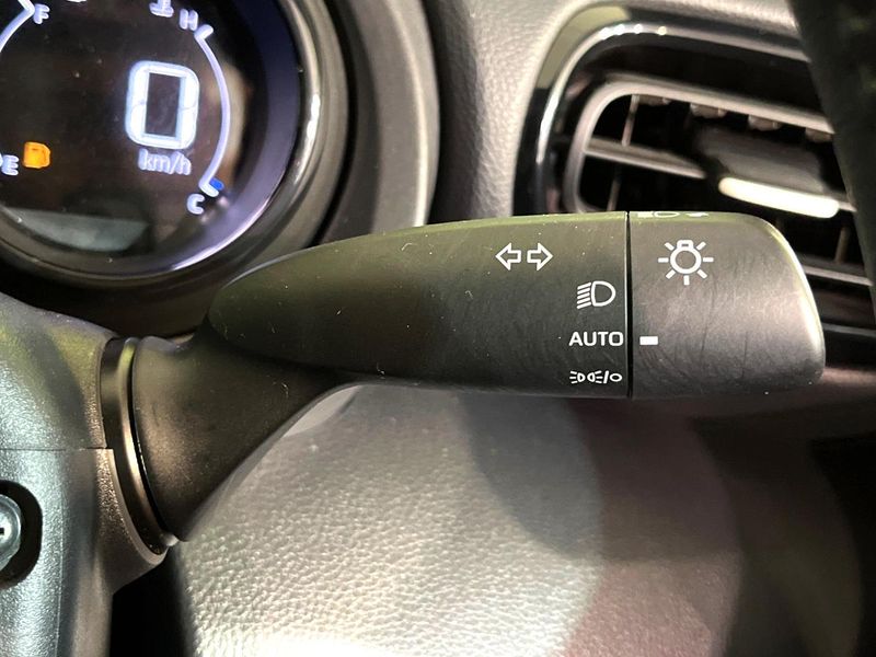 2021 Toyota Yaris 5BA-MXPA10 (UW-6a7be5333b89a)[23]