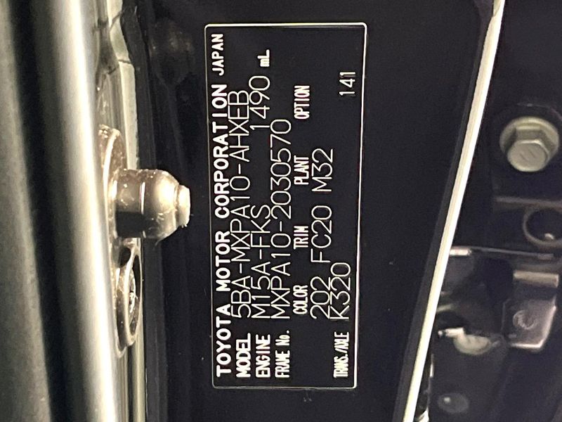 2021 Toyota Yaris 5BA-MXPA10 (UW-6a7be5333b89a)[1]