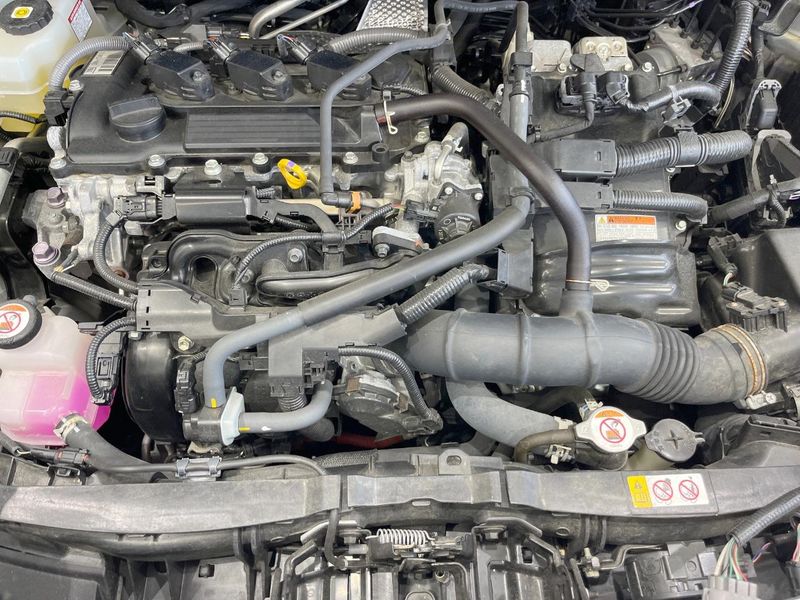 2022 Toyota Yaris Cross 6AA-MXPJ10 (UW-6a7be53f464b3)[15]