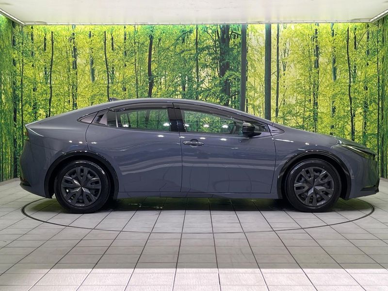 2025 Toyota Prius 6AA-MXWH60 (UW-6a7be569160fc)[11]