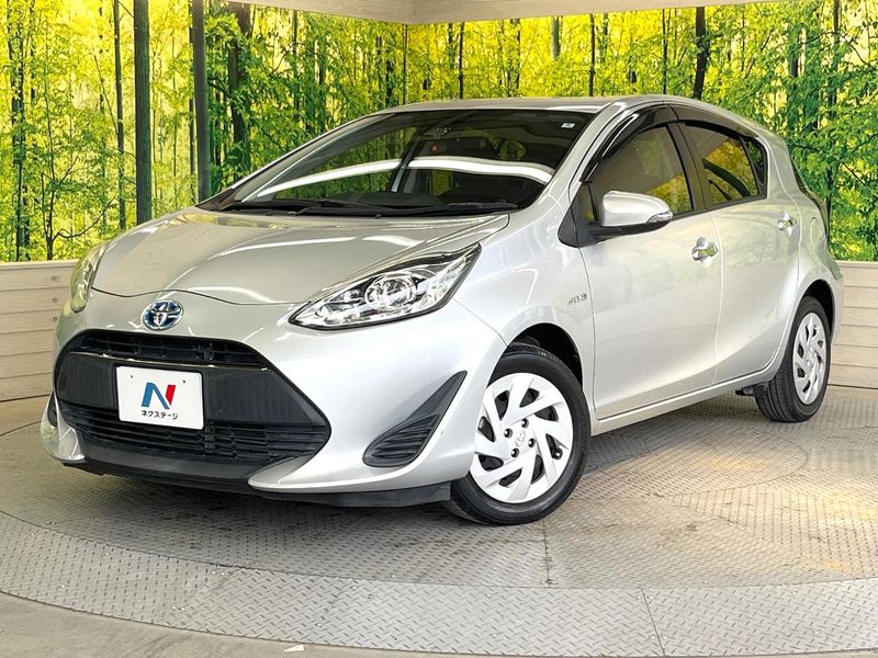 2018 Toyota Aqua DAA-NHP10 (UW-6a7be5893f0f9)[0]