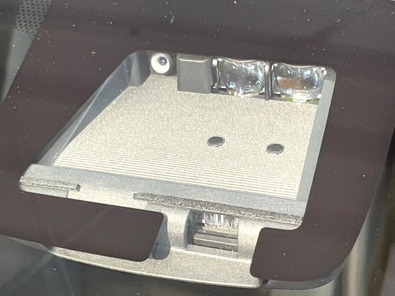 2018 Toyota Aqua DAA-NHP10 (UW-6a7be5893f0f9)[4]
