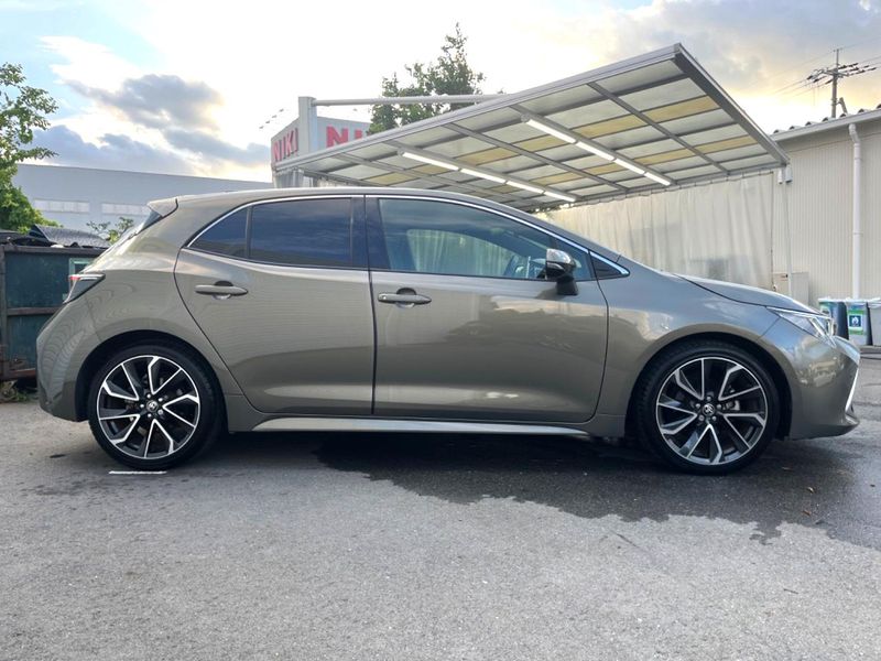2019 Toyota Corolla Sport 3BA-NRE210H (UW-6a7be5910d44a)[27]
