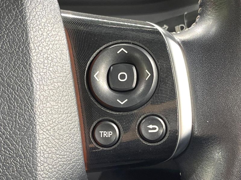2016 Toyota Sienta DBA-NSP170G (UW-6a7be594e2685)[14]