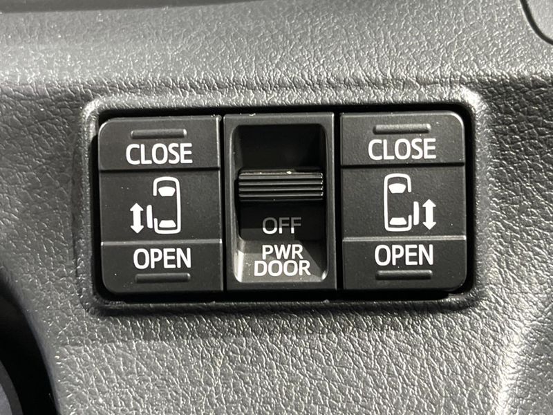 2016 Toyota Sienta DBA-NSP170G (UW-6a7be594e2685)[12]